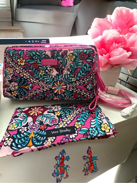 Vera Bradley Handbags - Deluxe Edition Vera Bradley Kaleidoscope RFID Wristlet Crossbody